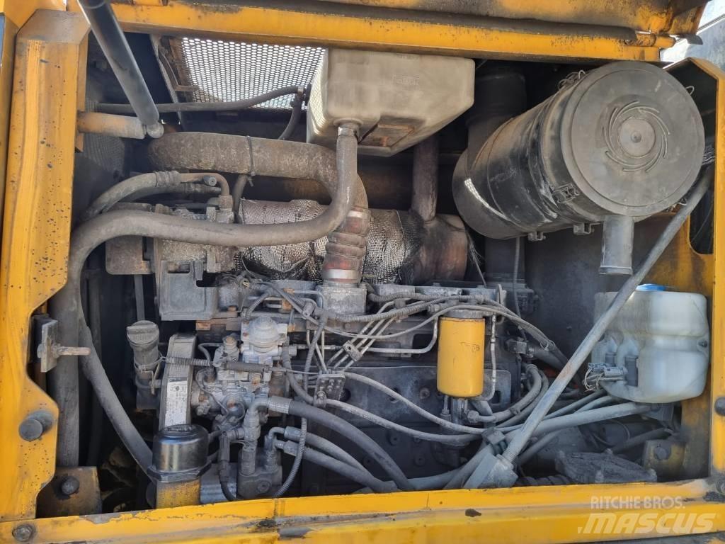 JCB 436 HT Gumikerekes homlokrakodók