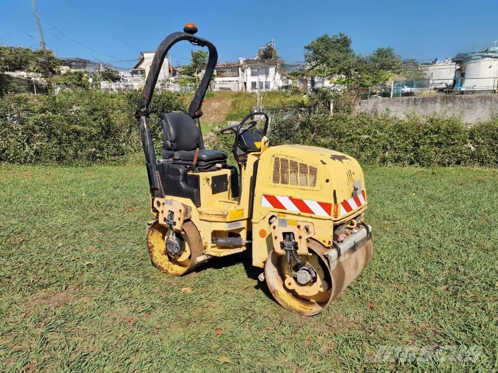 Dynapac CC 1000 Ikerdobos hengerek