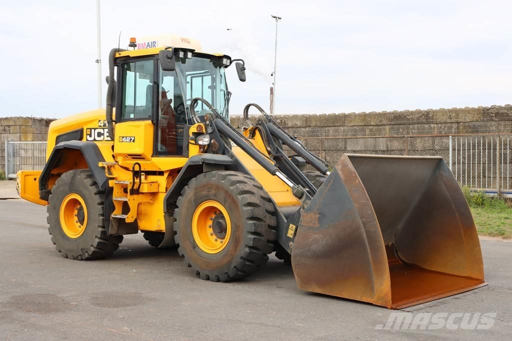 JCB 427 HT T4F Gumikerekes homlokrakodók