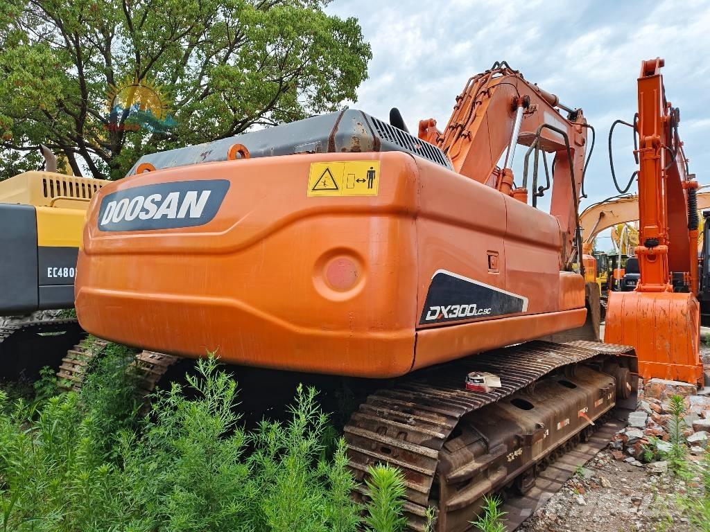 Doosan DX 300 LC Lánctalpas kotrók