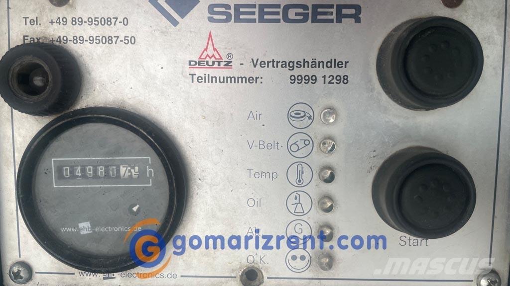 JLG Liftlux 260-25 Ollós emelők