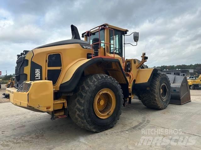 Volvo L 260 H Gumikerekes homlokrakodók