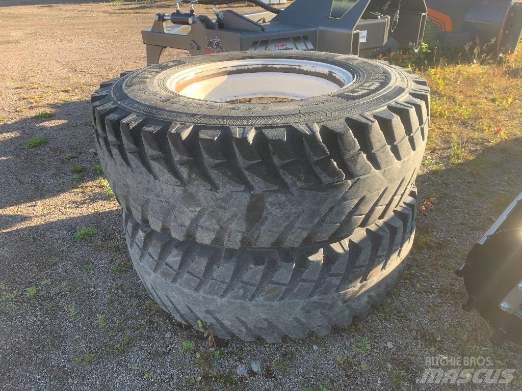 Nokian 16.9 R28 Gumiabroncsok, kerekek és felnik