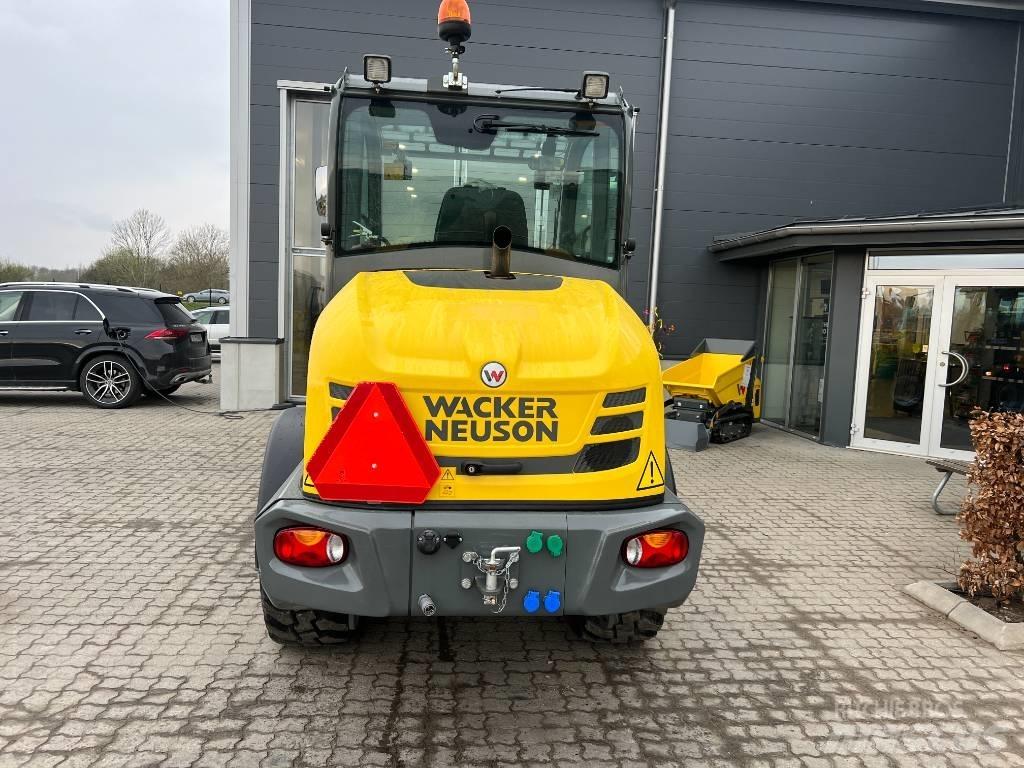 Wacker Neuson WL 52 Gumikerekes homlokrakodók