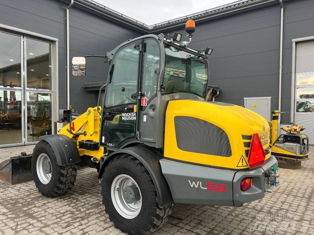 Wacker Neuson WL 52 Gumikerekes homlokrakodók