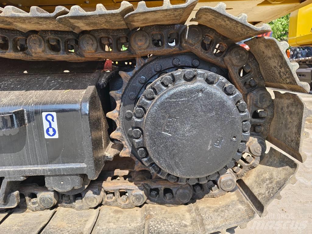 CAT 325 C Lánctalpas kotrók