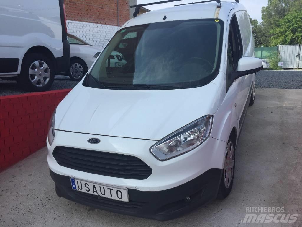 Ford Courier Dobozos