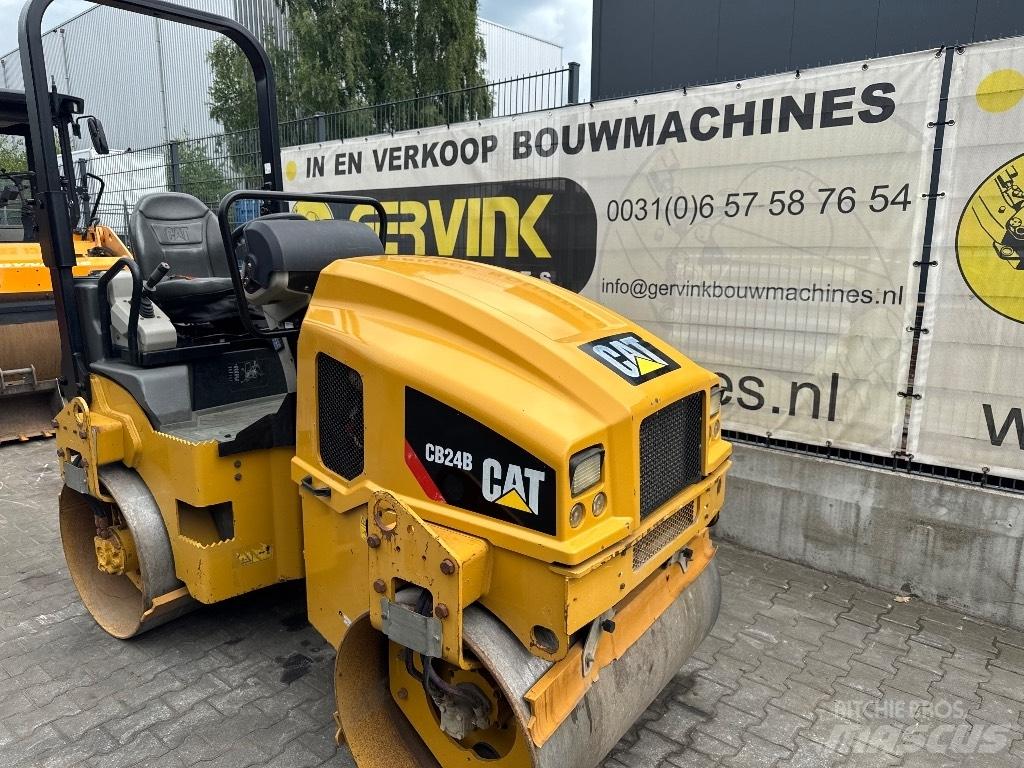 CAT CB 24 B Ikerdobos hengerek