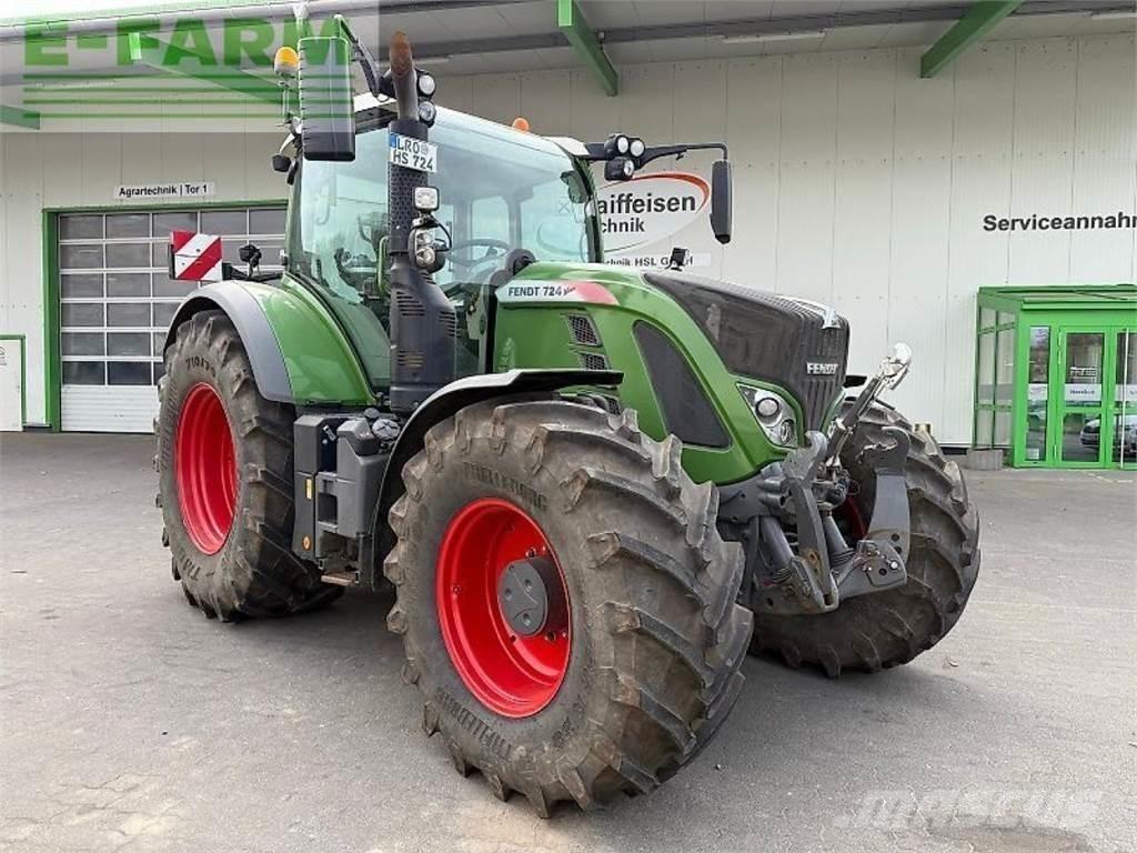 Fendt 724 vario s4 Traktorok