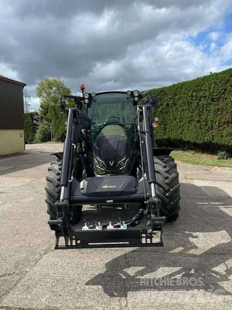 Valtra G 125 Traktorok