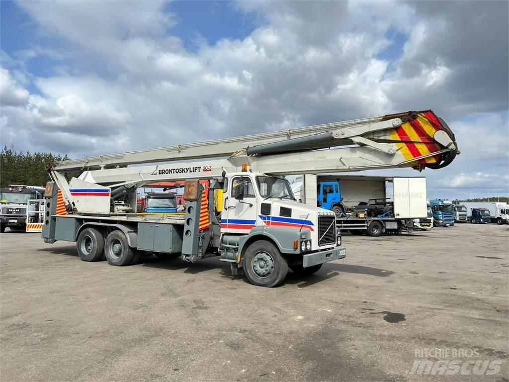 Volvo N12-1-V-6X2 Darus teherautók
