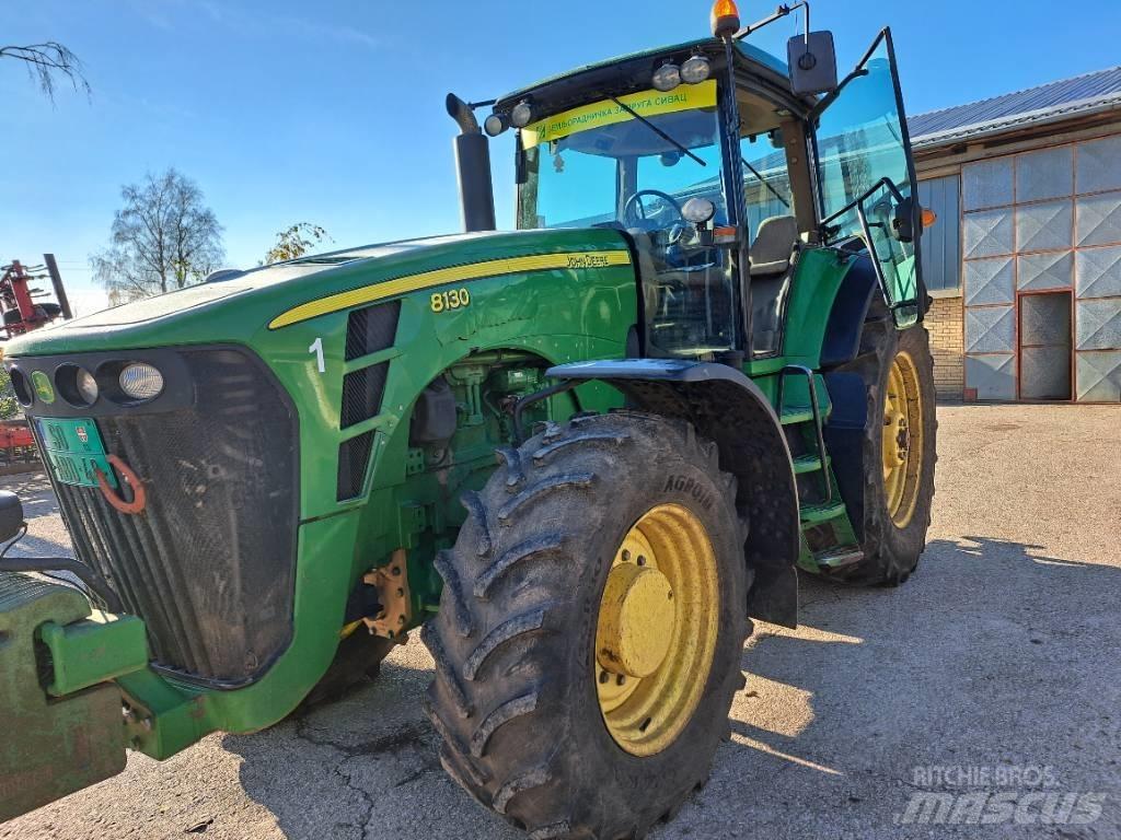John Deere 8130 Traktorok