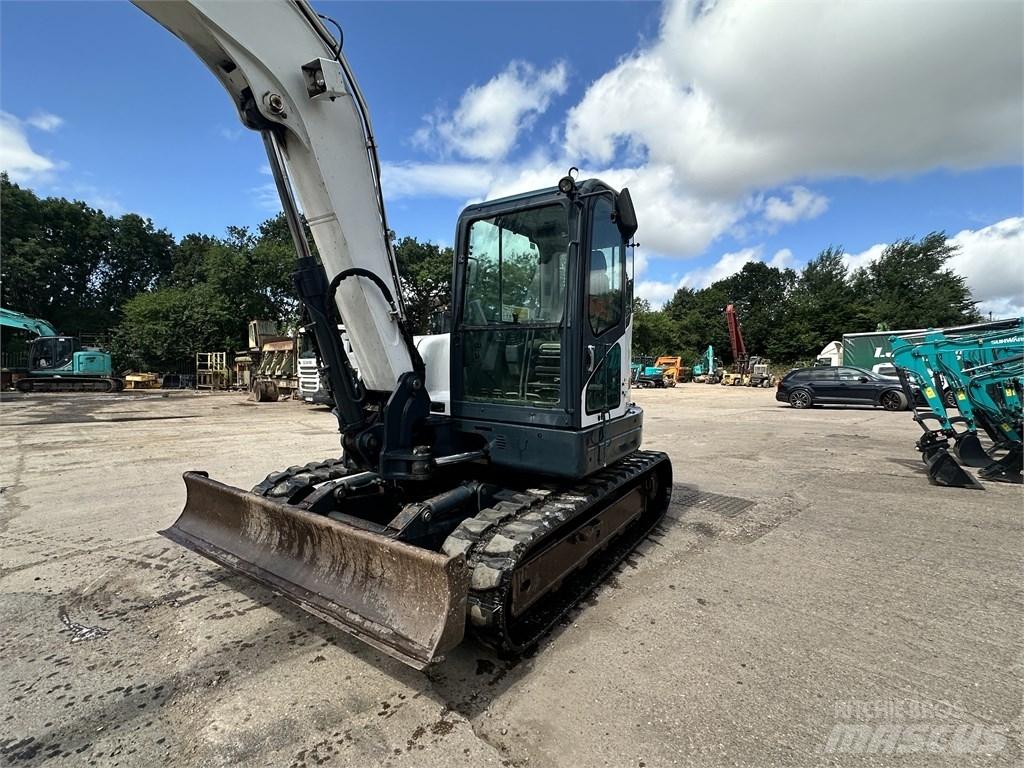 Bobcat E80 Közepes (midi) kotrók 7 t - 12 t