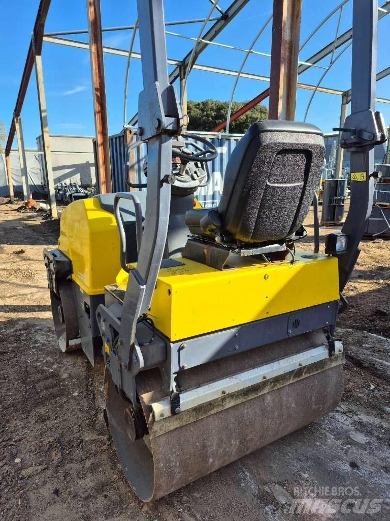 Dynapac CC 1200 Ikerdobos hengerek