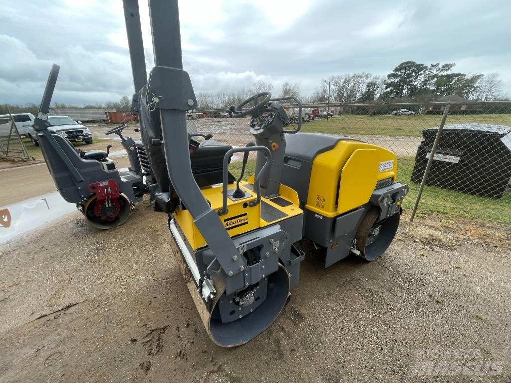 Dynapac CC 1200 Ikerdobos hengerek