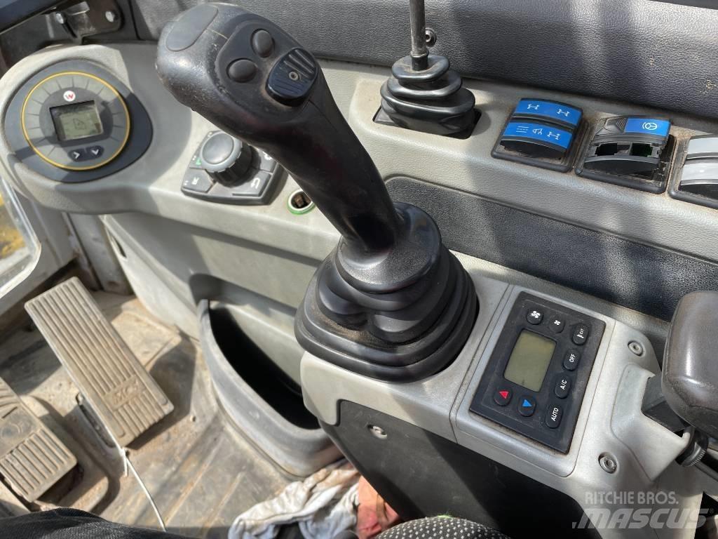 Wacker Neuson EW 100 Gumikerekes kotrók