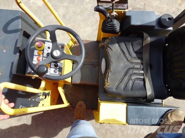 Bomag BW 80 ADH-2 Ikerdobos hengerek