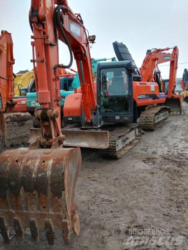 Doosan DH 80 Közepes (midi) kotrók 7 t - 12 t