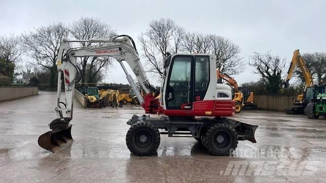 Takeuchi TB295W Gumikerekes kotrók