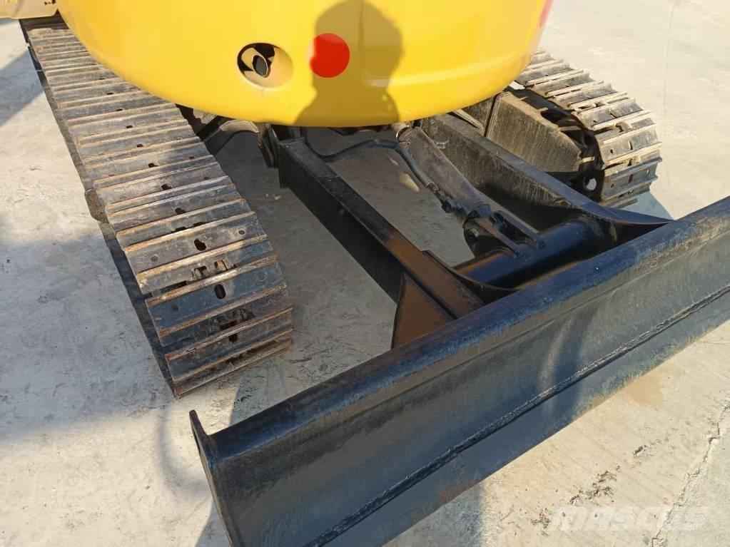 CAT 303 E CR Lánctalpas kotrók