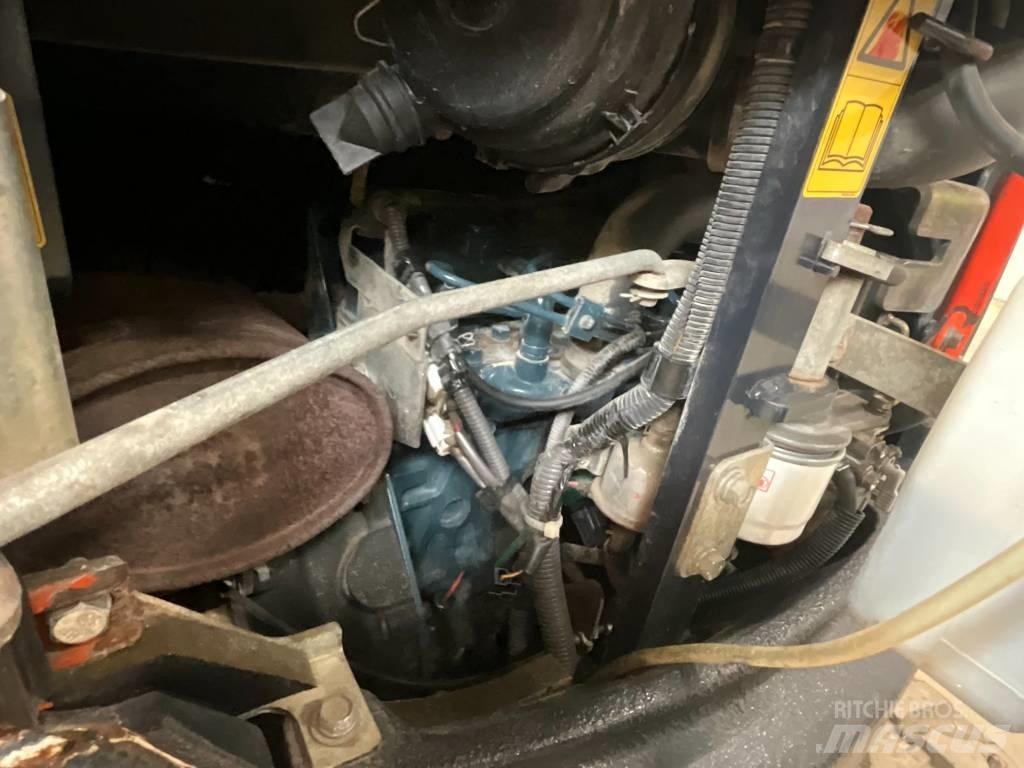 Kubota U 27-4 Mini kotrók < 7t