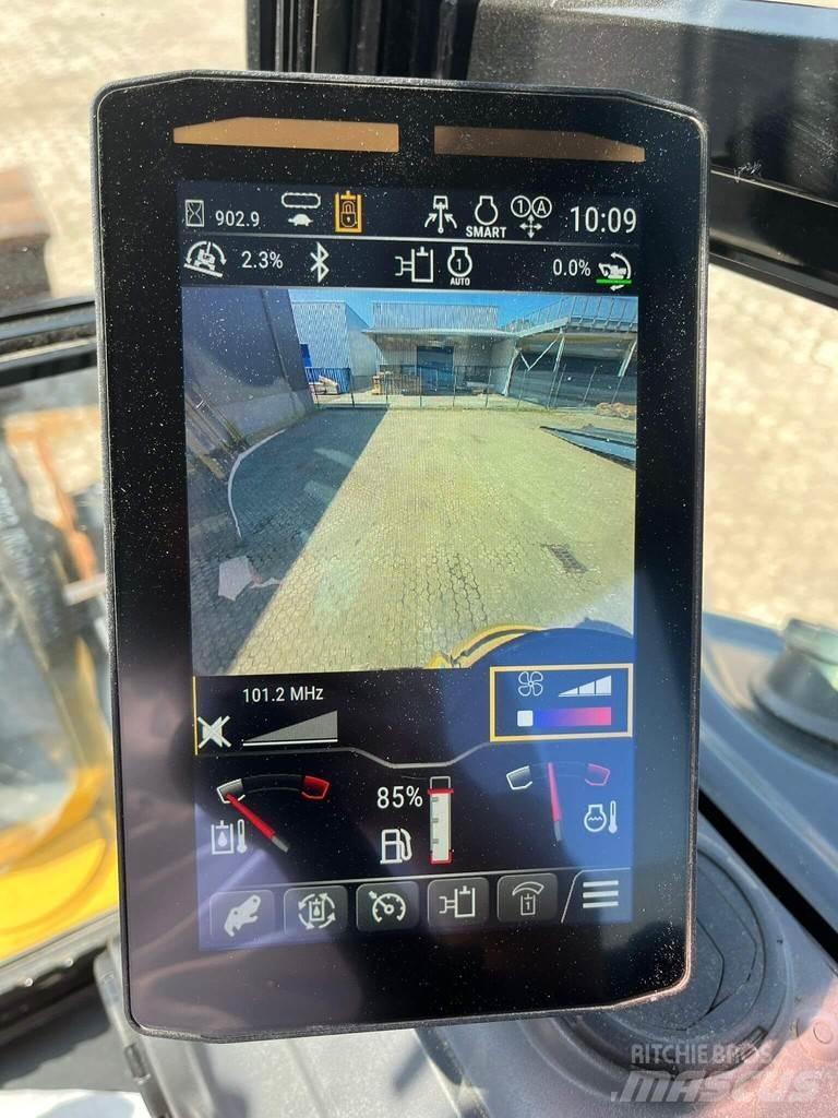 CAT 303.5 Mini kotrók < 7t