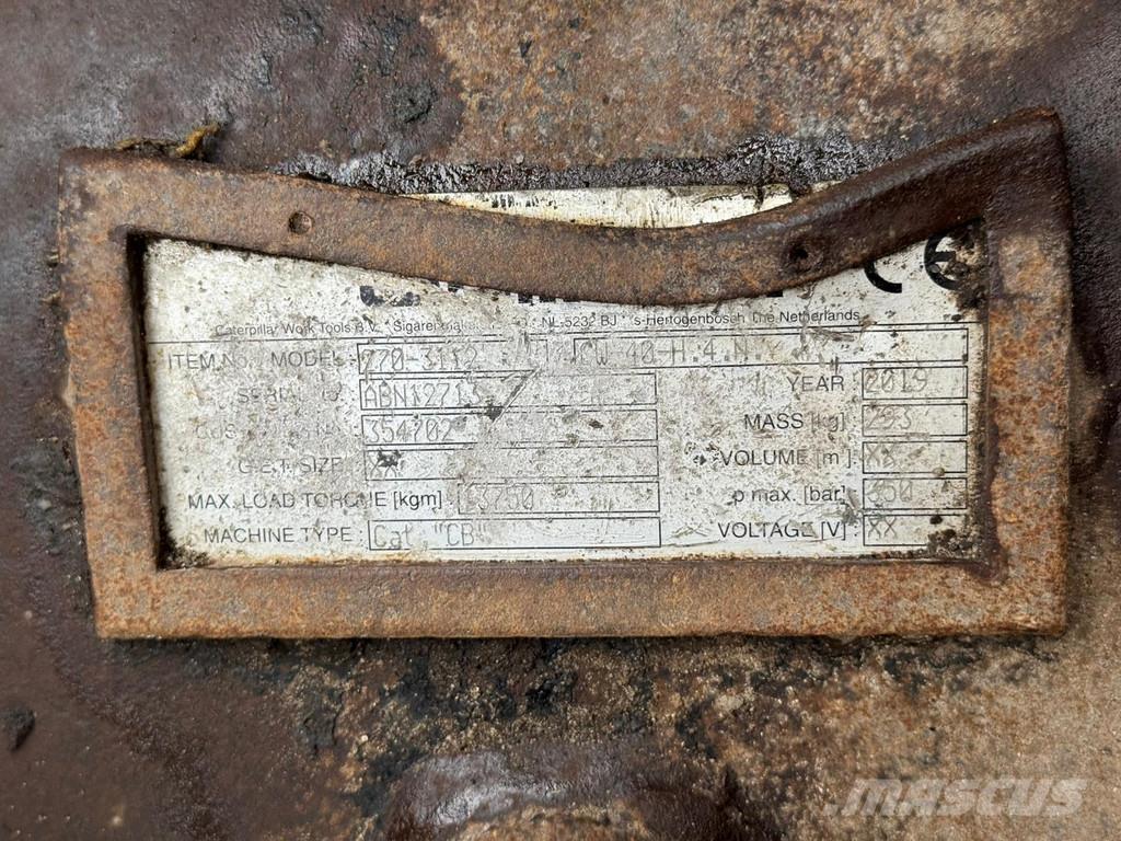 CAT 326F L Lánctalpas kotrók