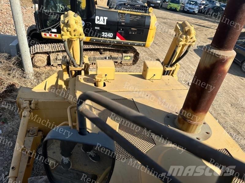 CAT D 8 R lánctalpas dózerek