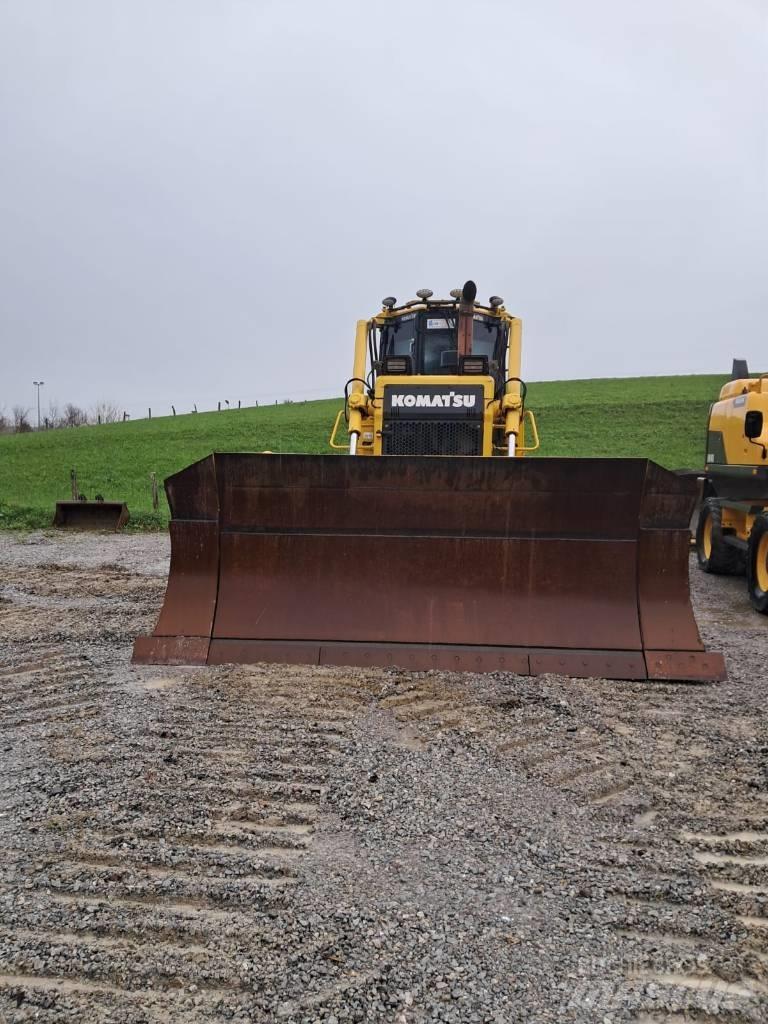 Komatsu D 65 PX-17 lánctalpas dózerek
