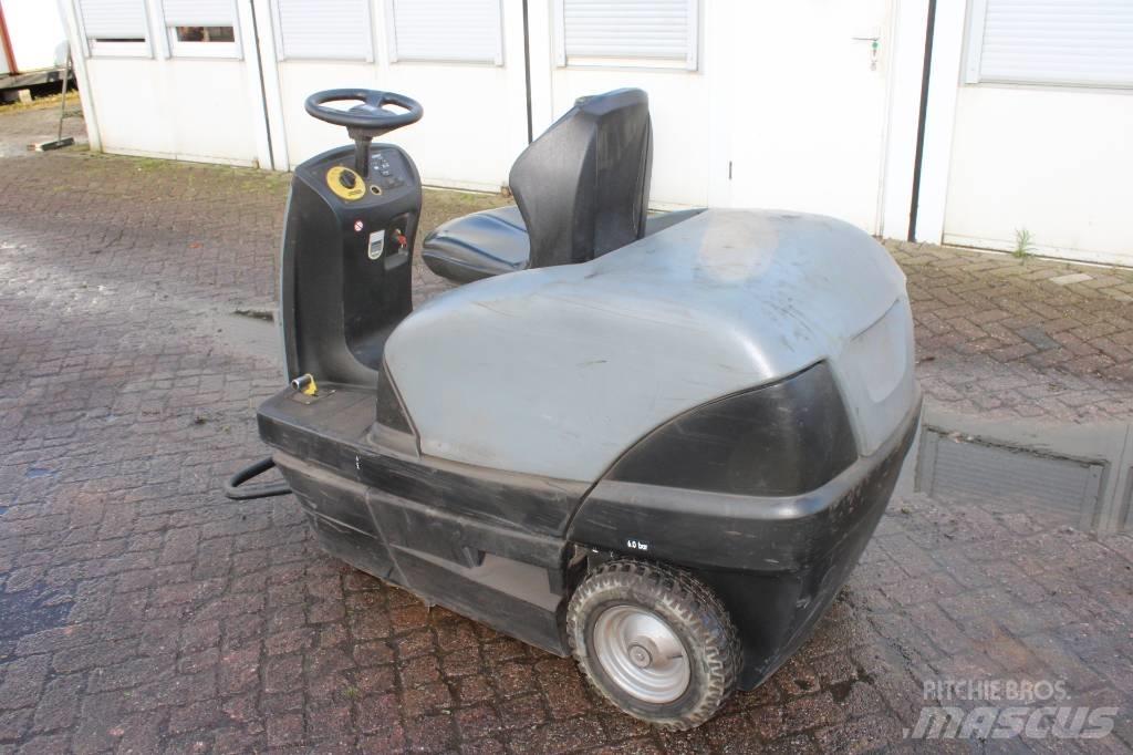 Kärcher KM 100/100 Úttakarító gépek