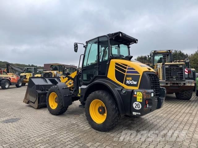 Komatsu WA 100 M-8 Gumikerekes homlokrakodók
