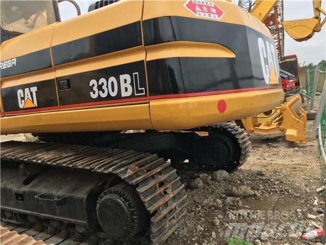 CAT 330 B L Lánctalpas kotrók