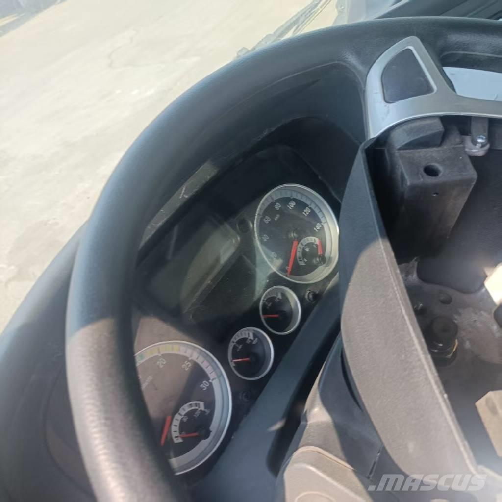 Howo 371 6x4 Nyergesvontatók