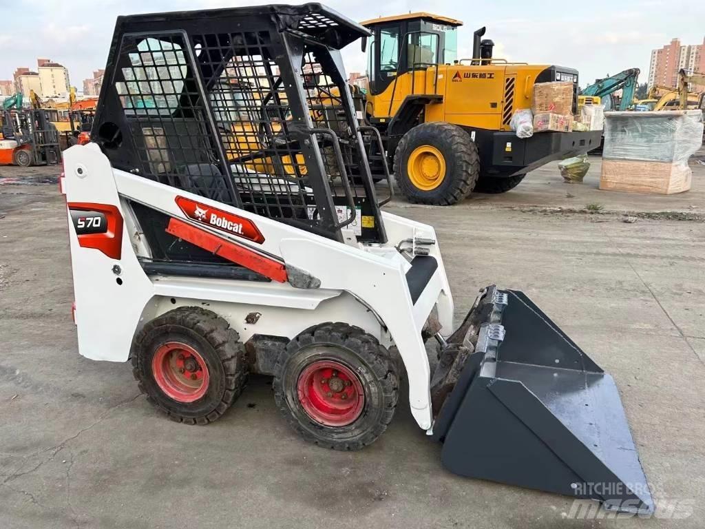 Bobcat S 70 Kompaktrakodók