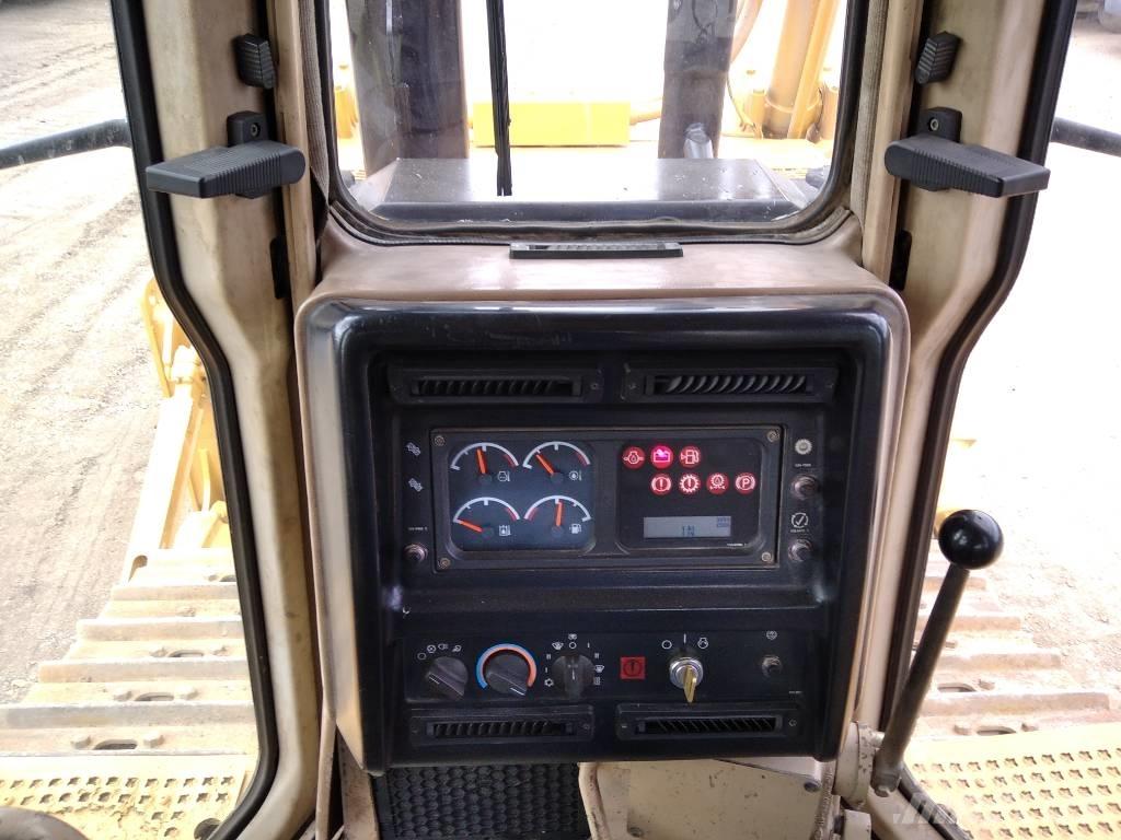 CAT D 6 R XL Dózerek