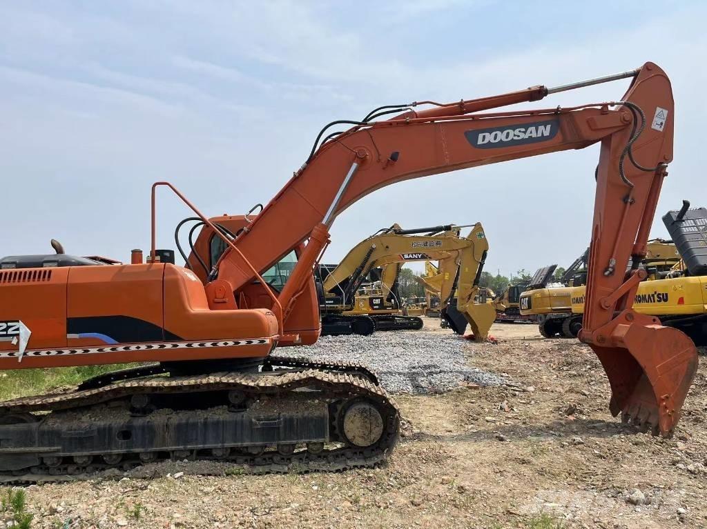 Doosan DH225 Lánctalpas kotrók