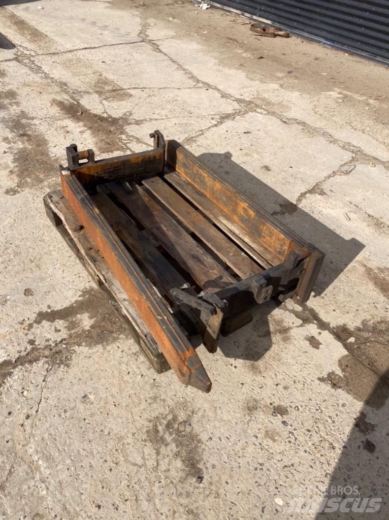 Elm 2500kg Egyéb alkatrészek