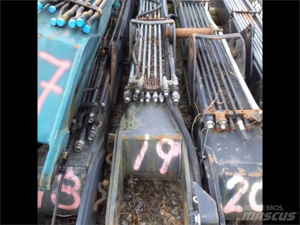 Loglift 210 Betakarító daruk