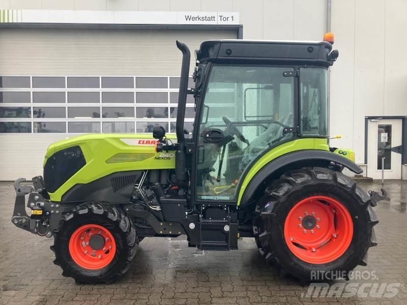 CLAAS NEXOS 240 S Traktorok