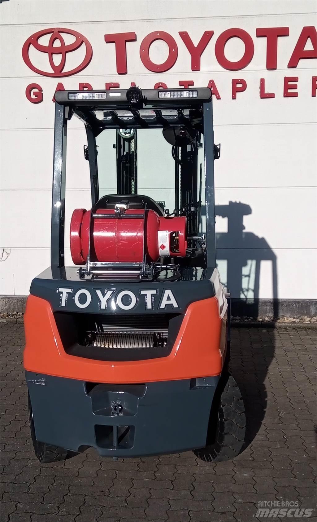 Toyota 02-8FGF30 Gázüzemű targoncák