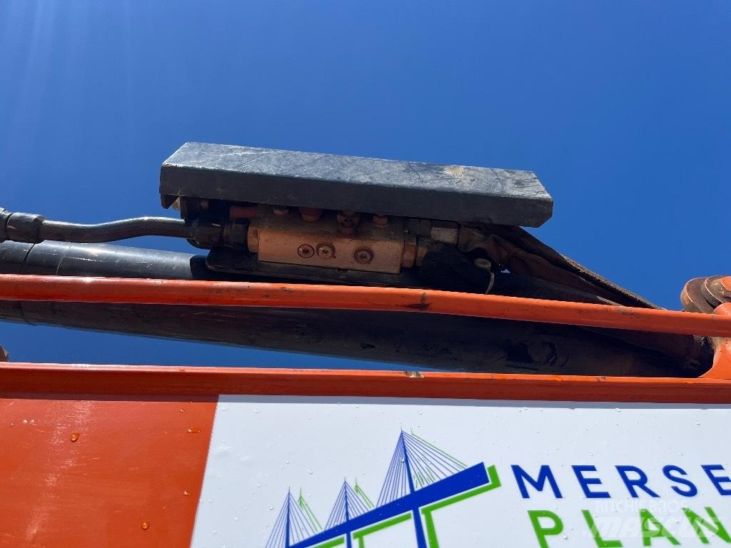 Hitachi ZX33U-6 Mini kotrók < 7t