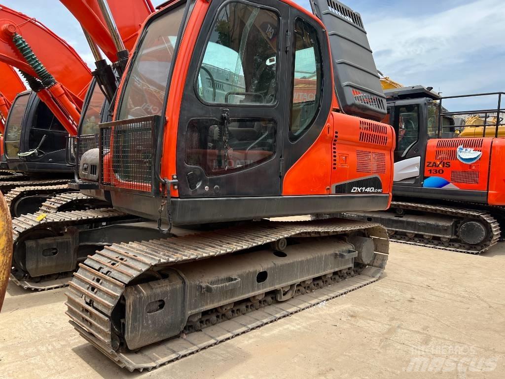 Doosan DX140 Lánctalpas kotrók