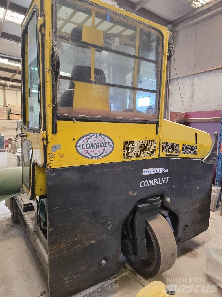 Combilift C4000LPG Tolóoszlopos négyutas targonca