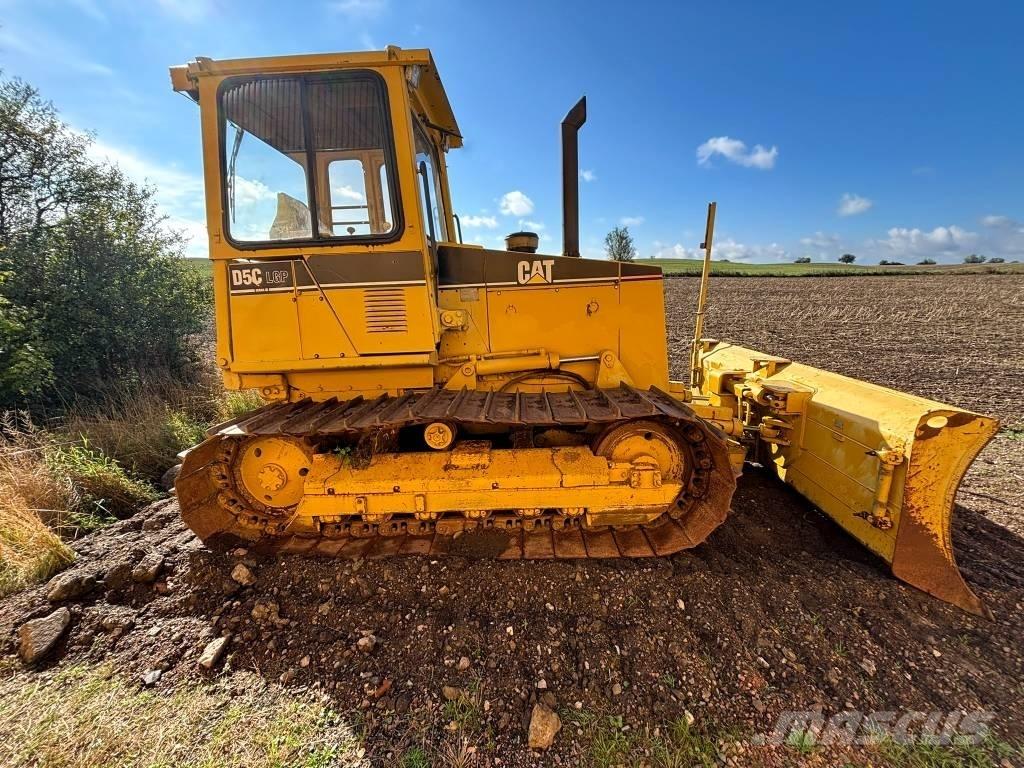 CAT D 5 C lánctalpas dózerek