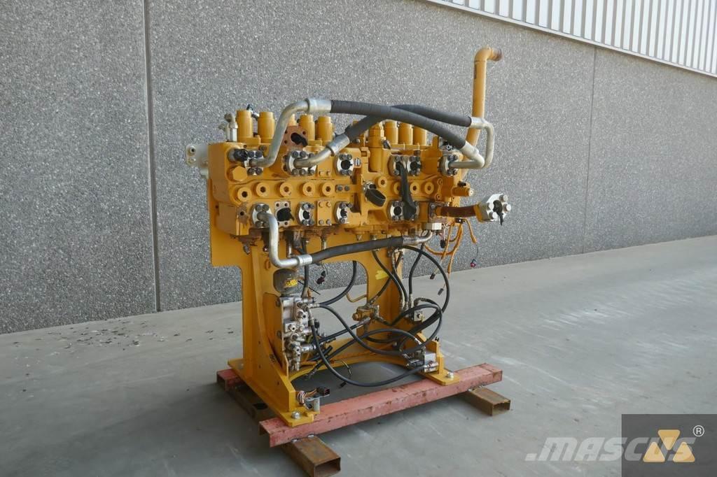 CAT 424-9373 Haszonjárművek - Egyéb