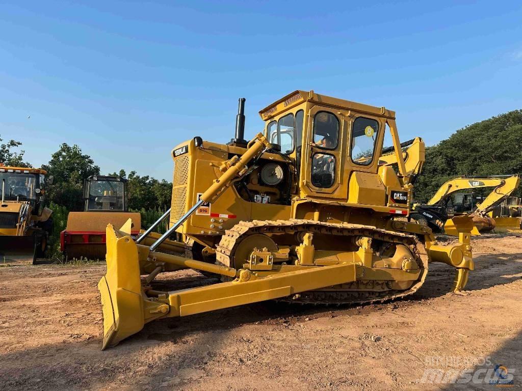 CAT D 7 G lánctalpas dózerek
