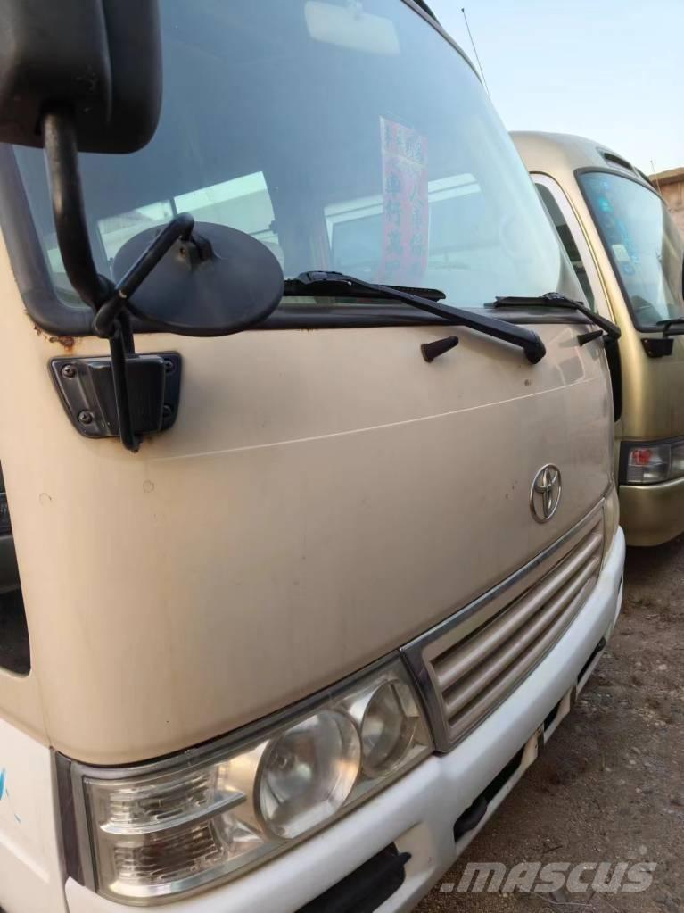 Toyota Coaster Bus Mini buszok