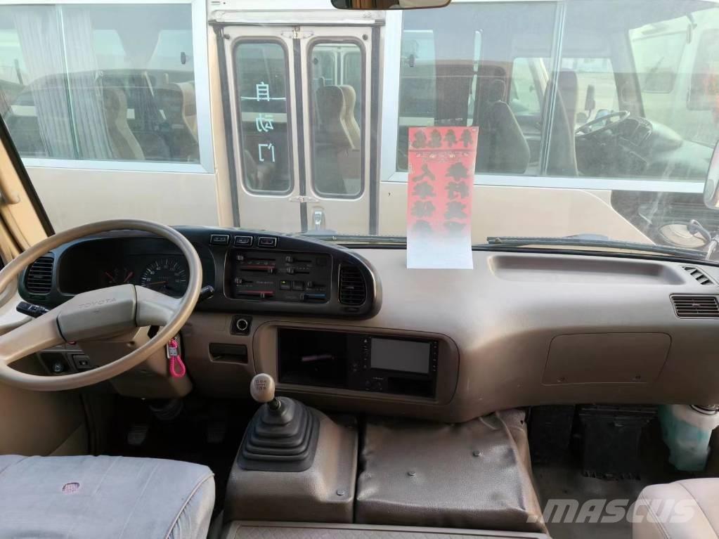 Toyota Coaster Bus Mini buszok