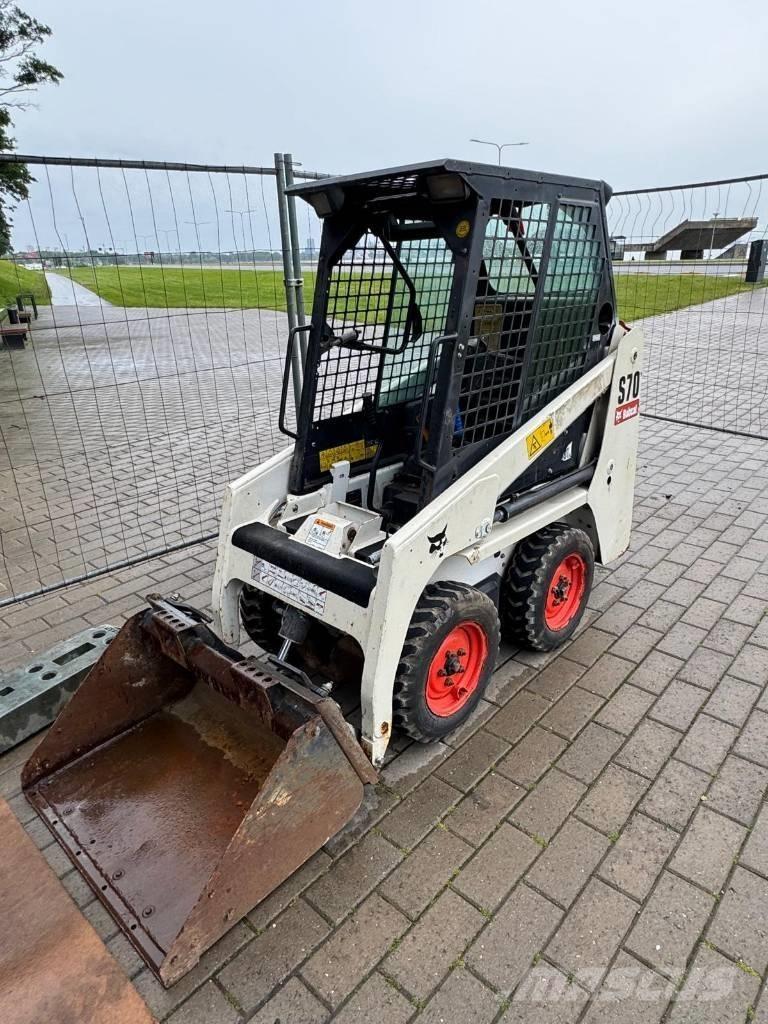 Bobcat S 70 Kompaktrakodók