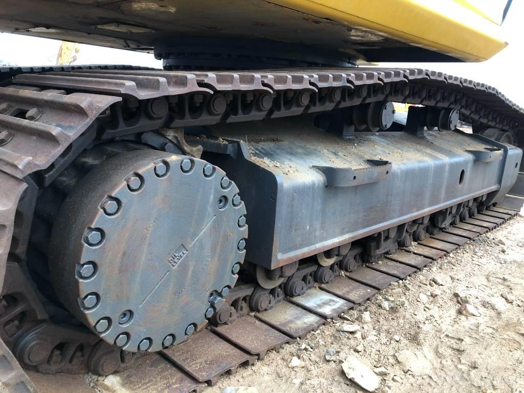 Komatsu 300 -7 Lánctalpas kotrók
